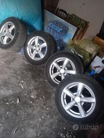 cerchi in lega 215/65/R16