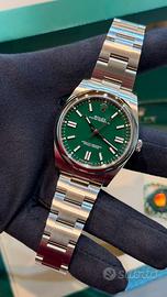 Rolex OP 124300 Verde 2021 41mm Like New Completo