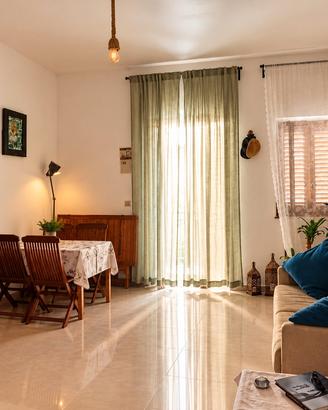 Casa indipendente terra-tetto