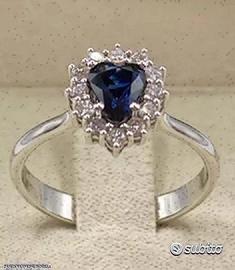 ANELLO ORO 18kt. CON DIAMANTI E ZAFFIRO CUORE