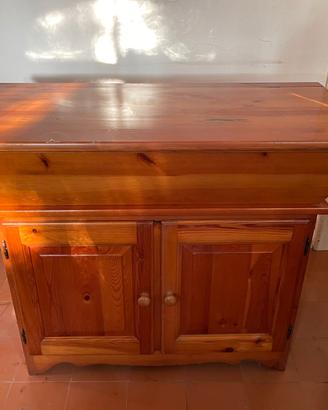 Mobile in legno