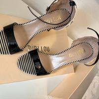 Scarpe con tacco aperte