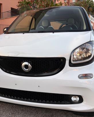 Smart ForTwo 1000 62 kW coupé passion