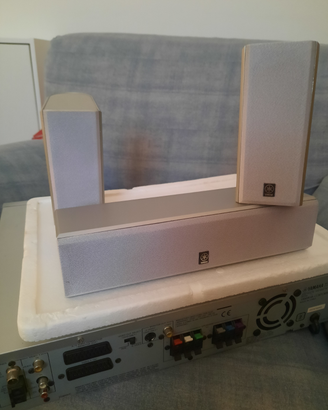 Sintoamplificatore lettore DVD home theatre