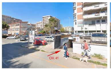 autorimessa 800 mq a Taranto 