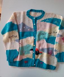Cardigan girocollo fatto a mano 
