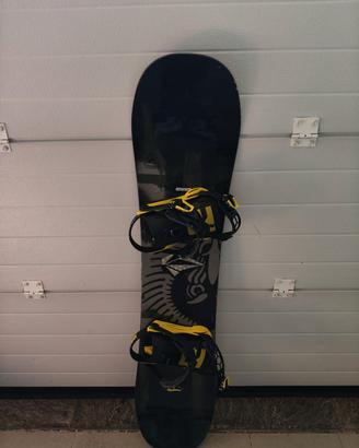 Snowboard,  Rossignol, 130cm, no attacchi 