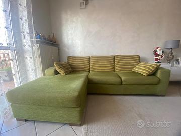 Divano con penisola