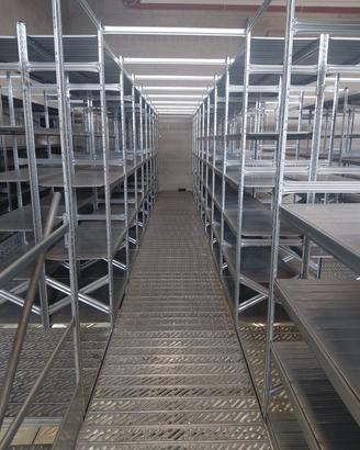 scaffali incastro usati 