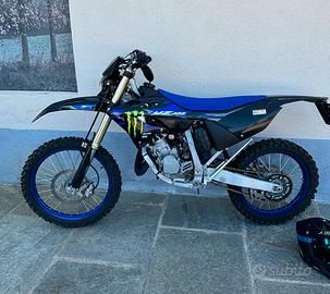 Yz 125 monster edition