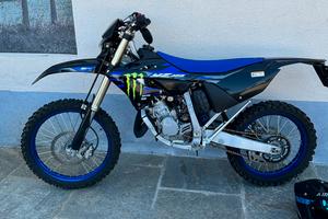 Yz 125 monster edition
