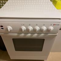cucina a gas con forno elettrico
