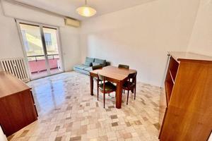 Appartamento di 96 m² con 3 locali e box auto a Ce