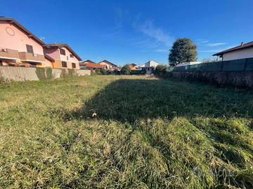 Terreno di 1030 m² a Arconate