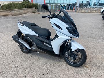 Kymco k-xct 300i