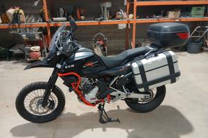 SWM SUERDUAL 600