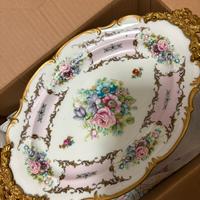 Vassoio decorativo in porcellana