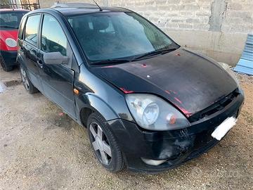 RICAMBI FORD FIESTA 1.4 DIESEL ANNO:2004