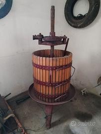 Forata per fare il vino