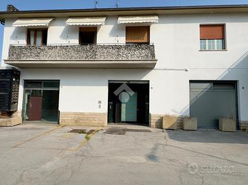 NEGOZIO A CITTÀ DI CASTELLO