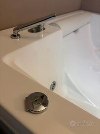 Vasca idromassaggio treesse