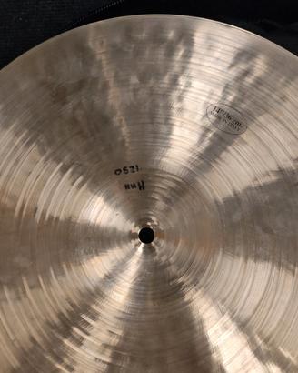 Hit Hat Ufip Class Series 14" peso Heavy