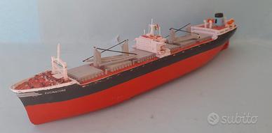 modellino nave da carico sidermar