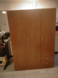 Mobile 3 ante, guardaroba