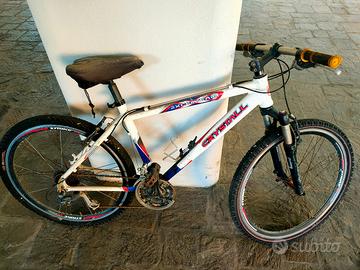 bicicletta mountain bike 26"