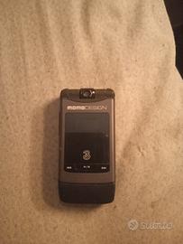 Cellulare Momo Design