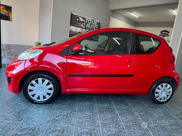 Peugeot 107 1.0 68CV 3p. Plaisir