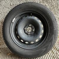 4 PNEUMATICI CON CERCHIO