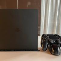 Ps4 Slim 1 Tera + 2 Joypad + base ricarica