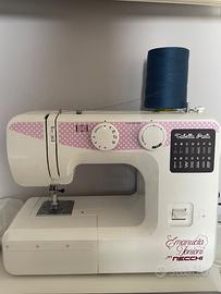 Macchina da cucire Necchi 120