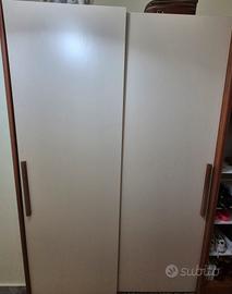 Armadio a due ante scorrevoli moderno gia smontato