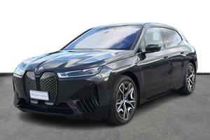 BMW iX xdrive50 pacchetto sportivo