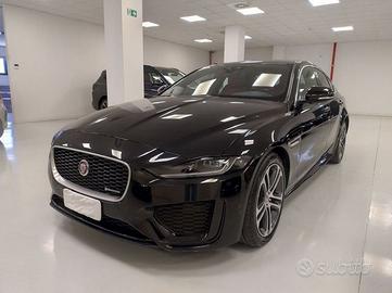 Jaguar XE 2.0d i4 R-Dynamic SE awd 180cv auto