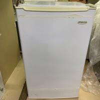 Frigo piccolo con celletta freezer