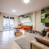 Trilocale con terrazzo