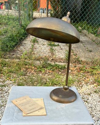 Lampada ministeriale in ottone