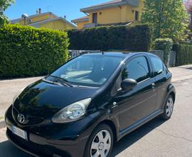 Toyota Aygo 1.0 benzina ok neopatentati km124.000
