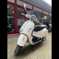 PIAGGIO VESPA GTS 300