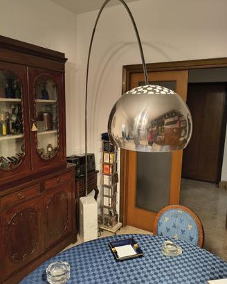 Lampada arco castiglione