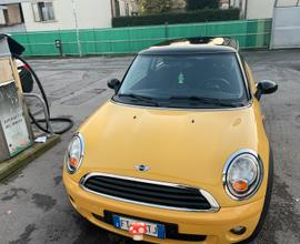 Mini one 1.4. 2007 benzina