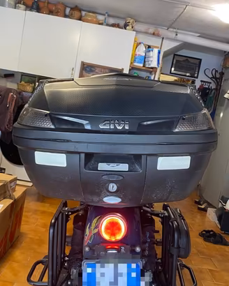 Bauletto GIVI B47 BLADE TECH