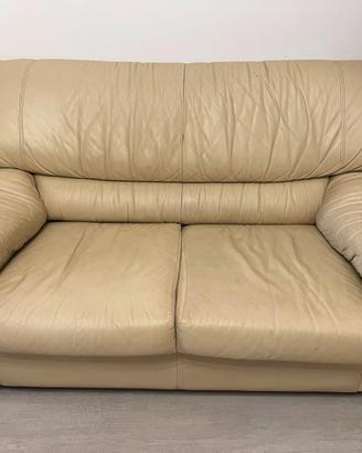 Salone arte povera + divano letto 2 posti in pelle