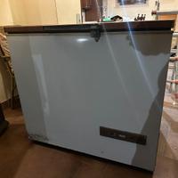Congelatore freezer a pozzetto Ignis AFE495/IG