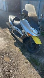 Pezzi tmax 2002