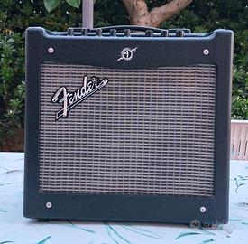 AMPLIFICATORE FENDER MUSTANG I V2