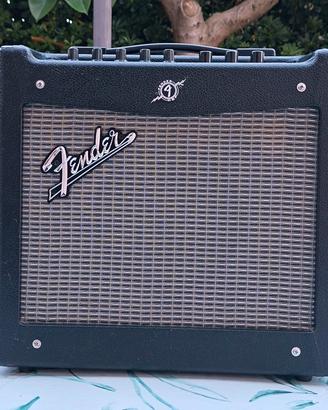 AMPLIFICATORE FENDER MUSTANG I V2